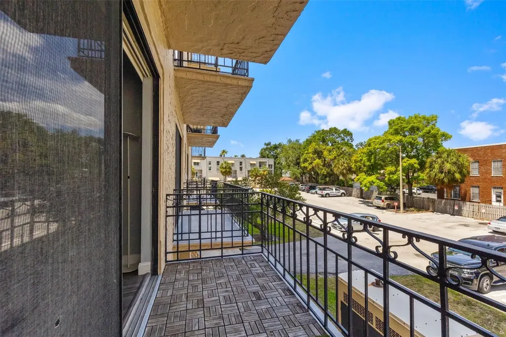 2109 Bayshore Boulevard Tampa FL 33606