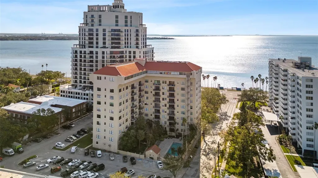 2109 Bayshore Boulevard Tampa FL 33606