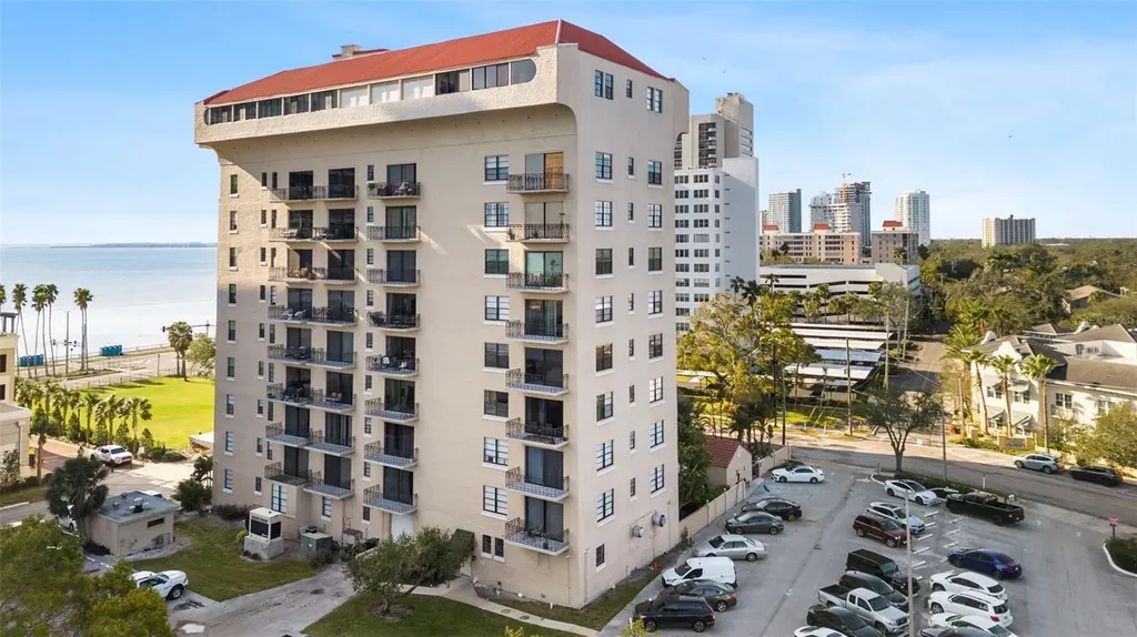 2109 Bayshore Boulevard Tampa FL 33606