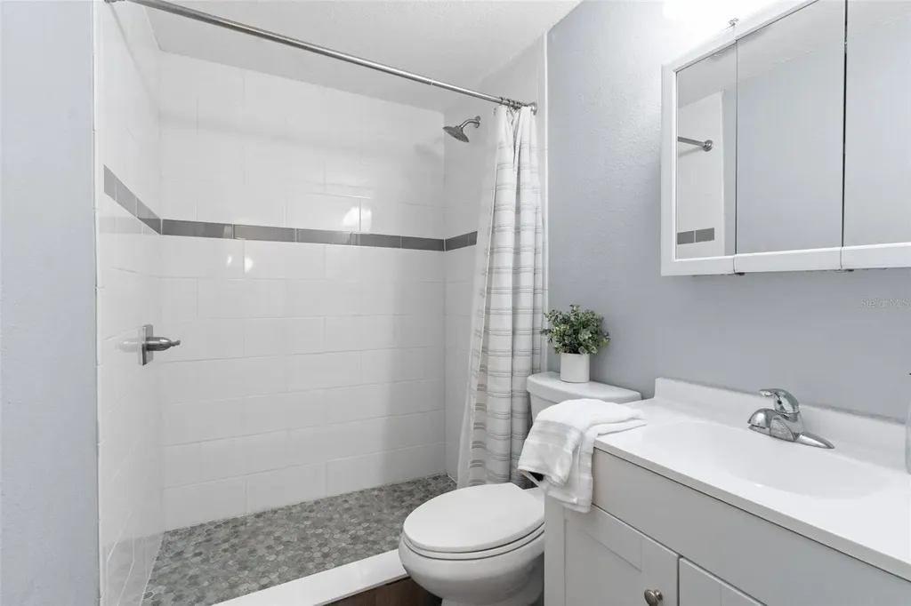 3042 Hanna Court Palm Harbor FL 34684