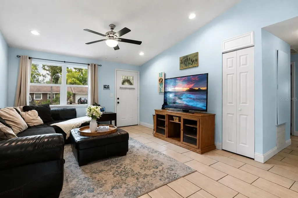 3042 Hanna Court Palm Harbor FL 34684