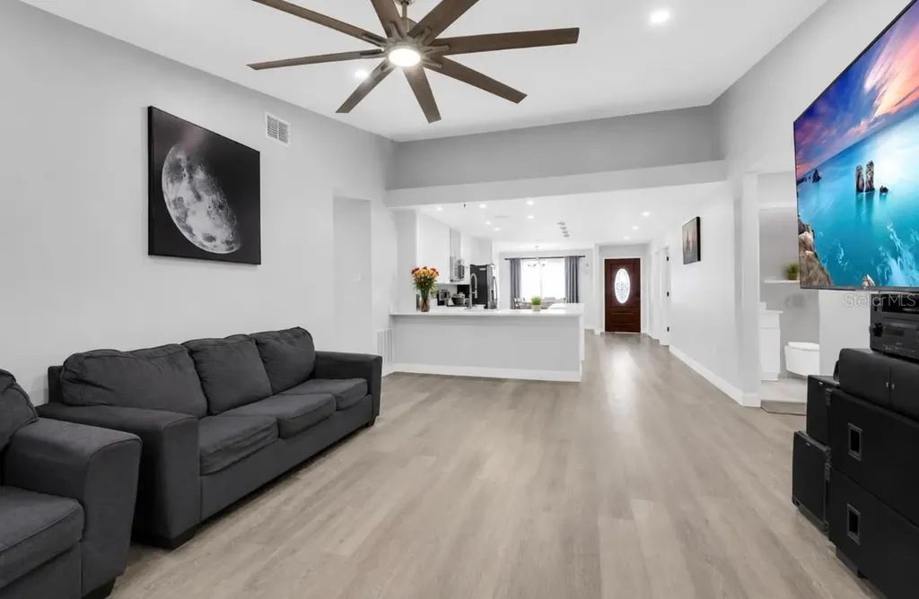 4849 Eden View Court Orlando FL 32810