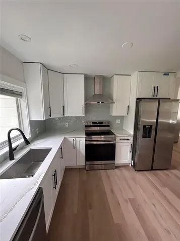 10206 N Oakleaf Avenue Tampa FL 33612