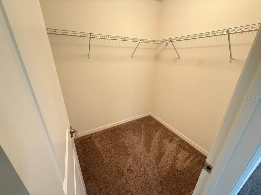 710 Stoney Point Circle Davenport FL 33896