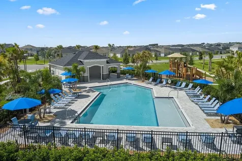 710 Stoney Point Circle Davenport FL 33896