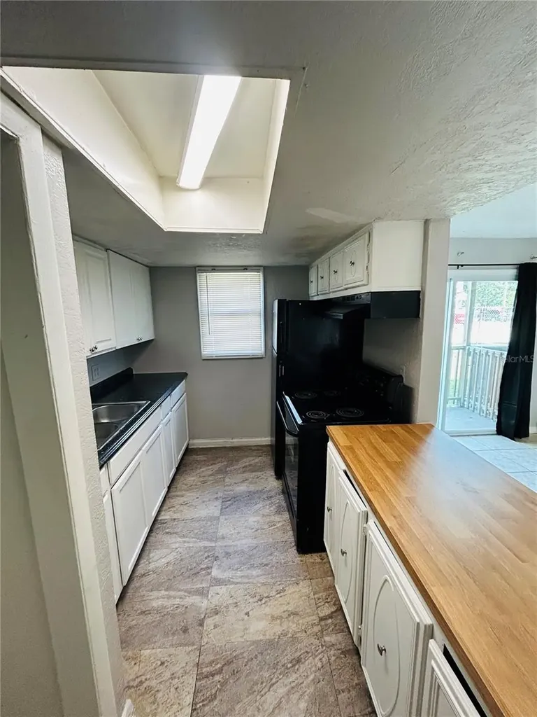 2751 L B Mcleod Road Orlando FL 32805