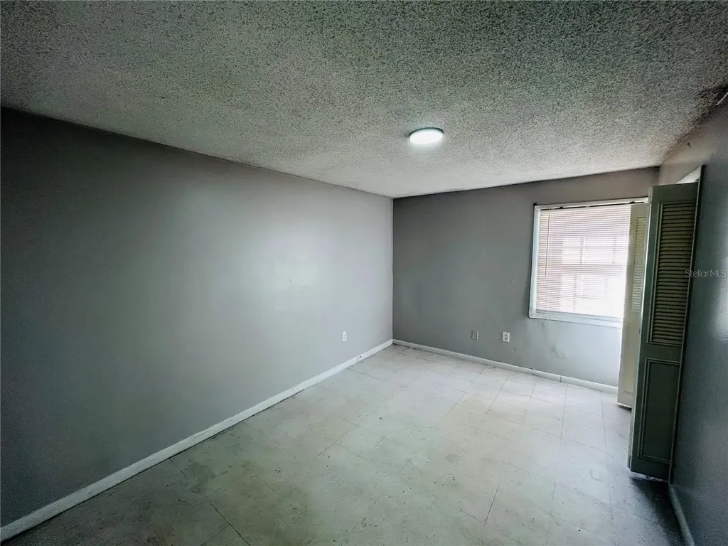 2751 L B Mcleod Road Orlando FL 32805