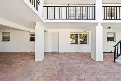 3036 6th Avenue N St Petersburg FL 33713