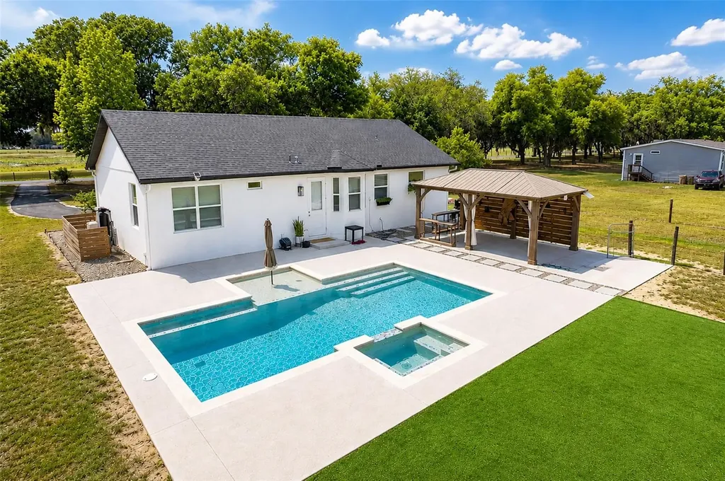 13810 Rester Road Groveland FL 34736