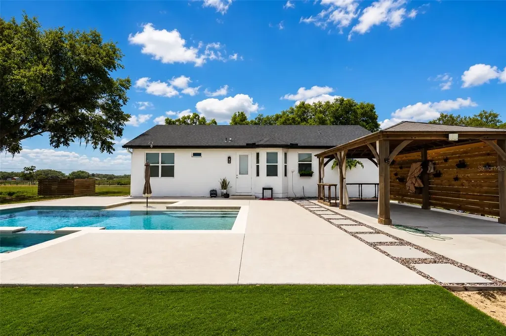 13810 Rester Road Groveland FL 34736