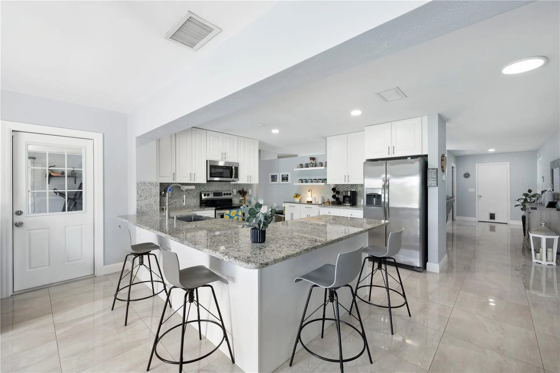 1930 74th Avenue N St Petersburg FL 33702