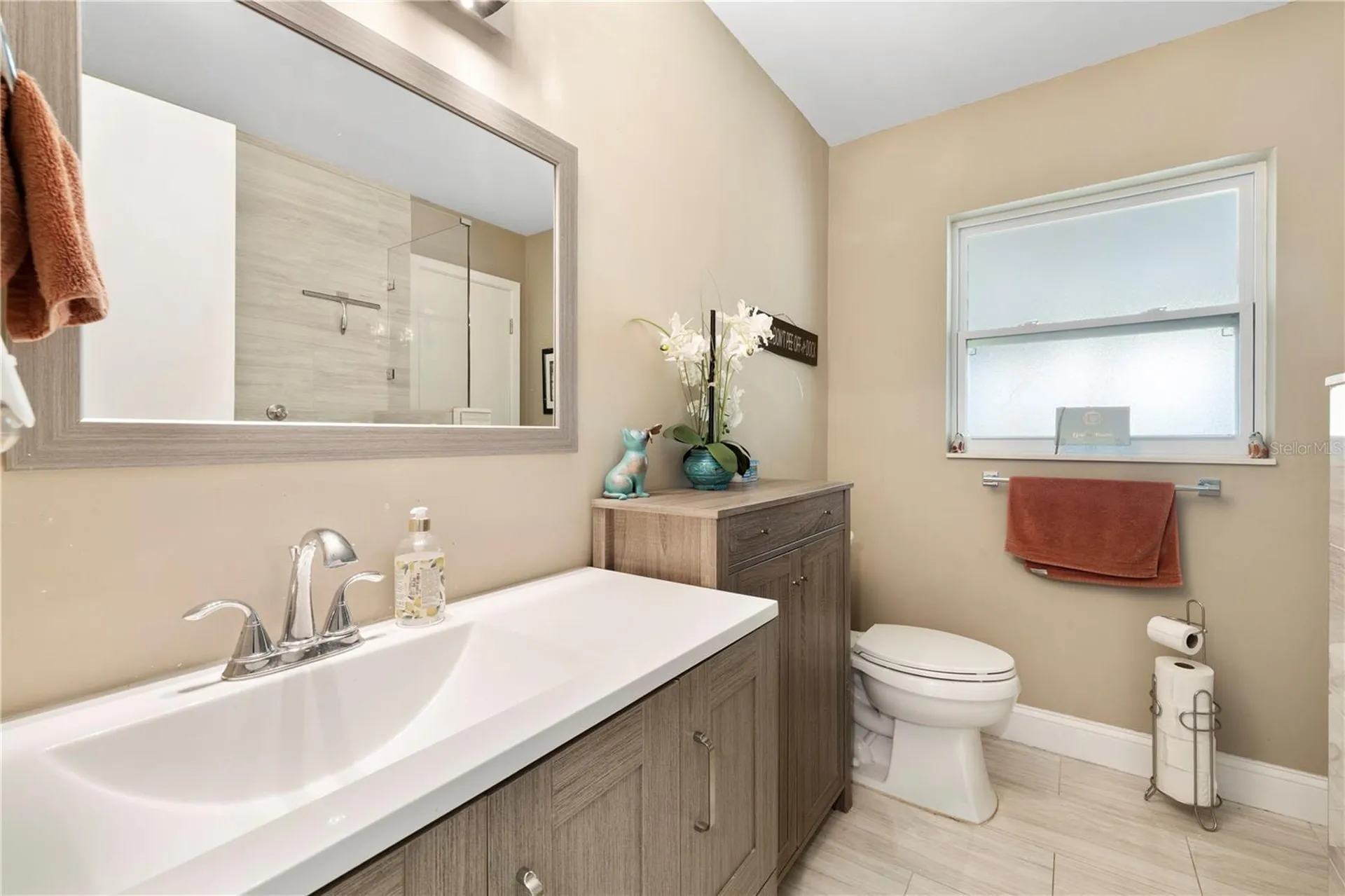 1930 74th Avenue N St Petersburg FL 33702