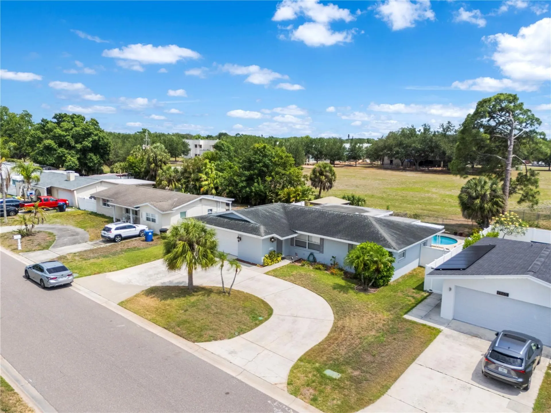 1930 74th Avenue N St Petersburg FL 33702