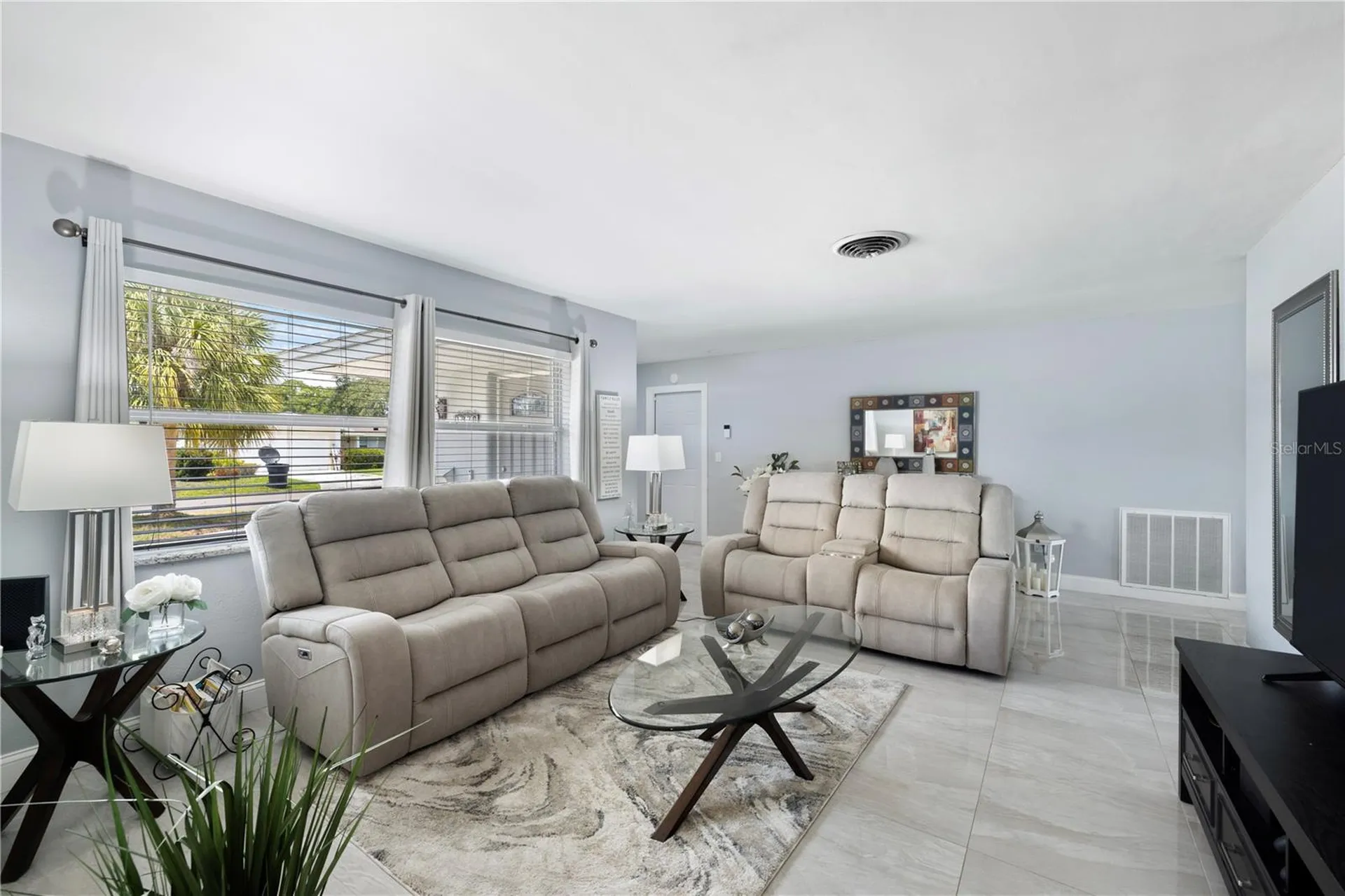 1930 74th Avenue N St Petersburg FL 33702