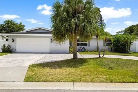 1930 74th Avenue N St Petersburg FL 33702