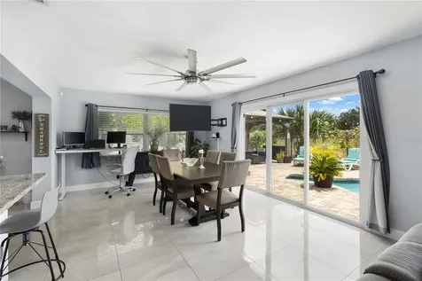 1930 74th Avenue N St Petersburg FL 33702