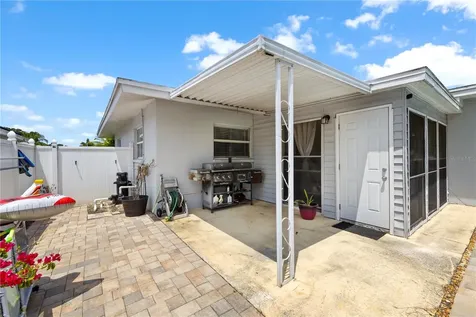 1930 74th Avenue N St Petersburg FL 33702