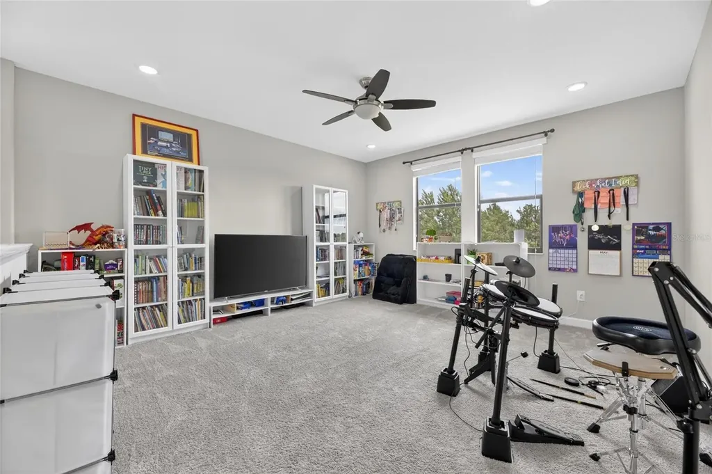 2905 Hilliard Drive Wesley Chapel FL 33543