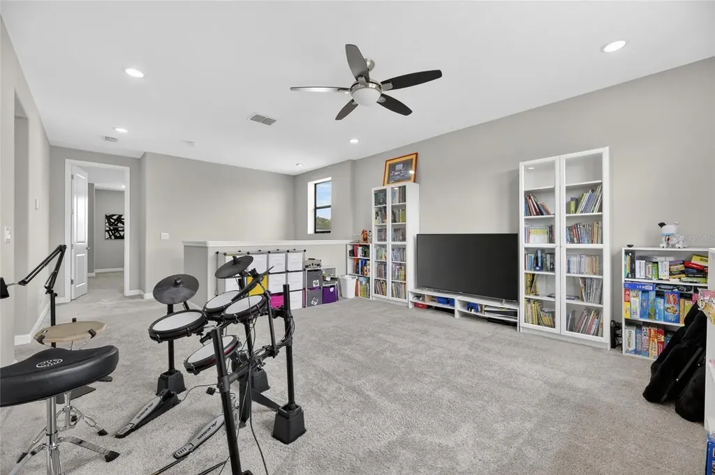 2905 Hilliard Drive Wesley Chapel FL 33543