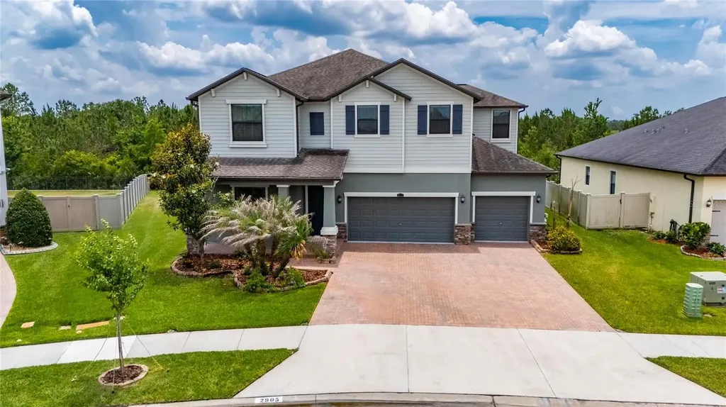 2905 Hilliard Drive Wesley Chapel FL 33543
