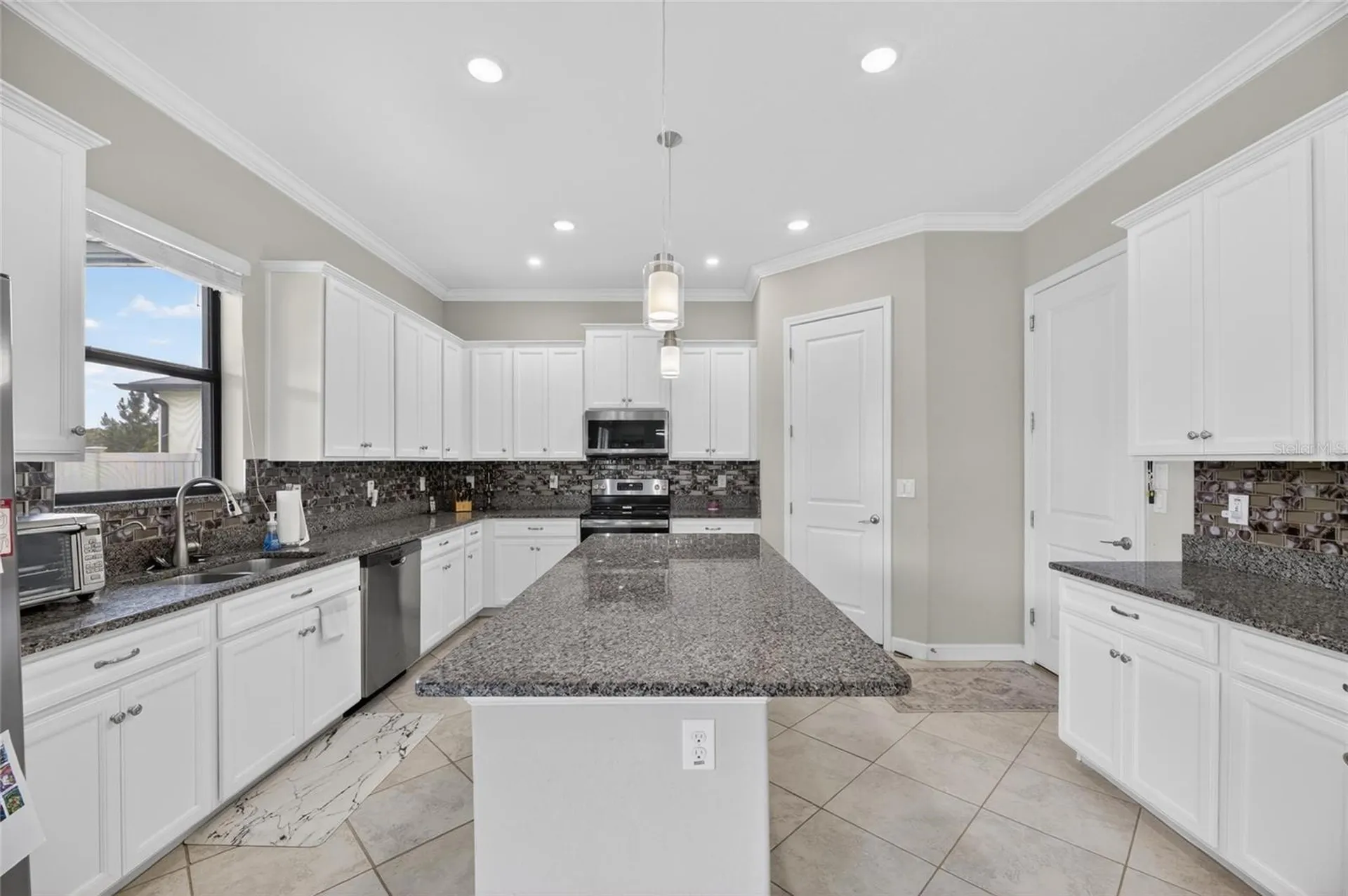 2905 Hilliard Drive Wesley Chapel FL 33543