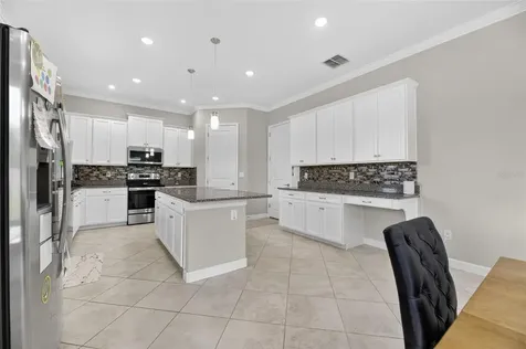 2905 Hilliard Drive Wesley Chapel FL 33543