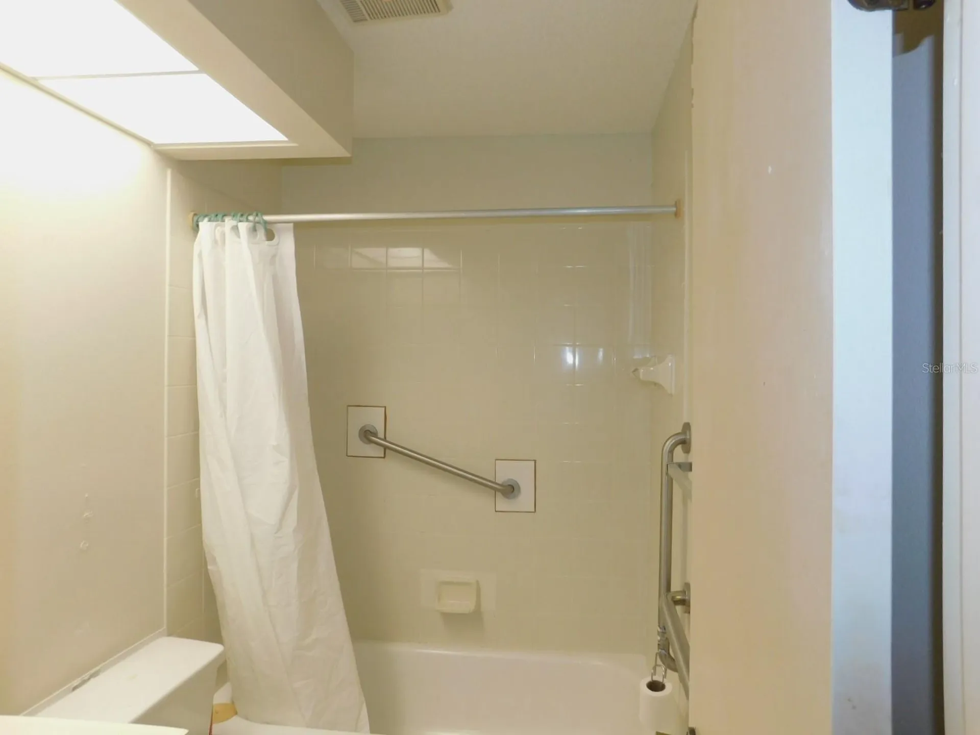 2496 Alhambra Court Clearwater FL 33761