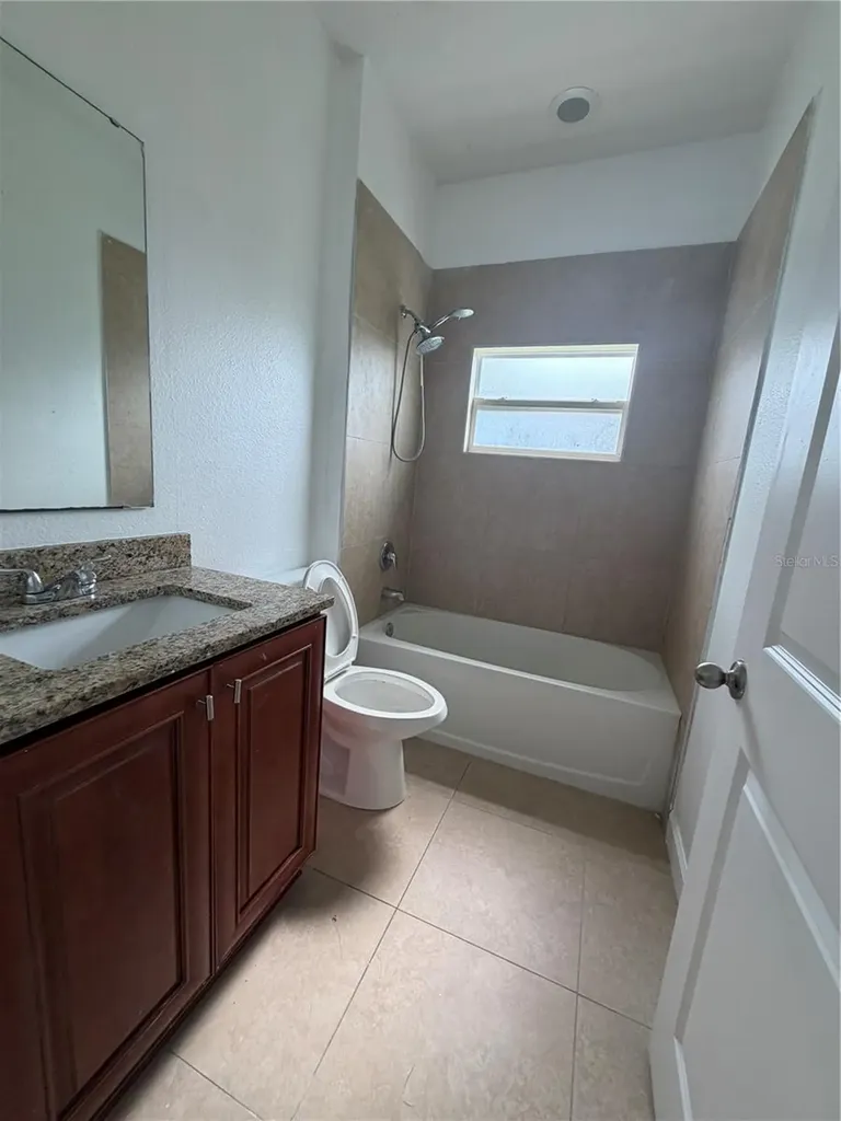 28 Bolton Court Kissimmee FL 34758
