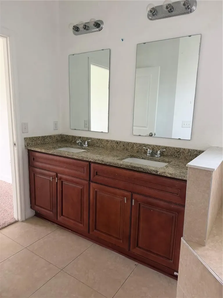 28 Bolton Court Kissimmee FL 34758