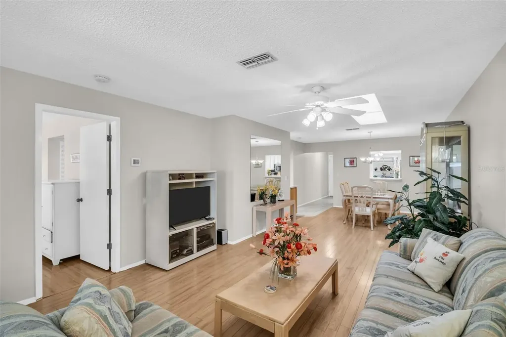 860 Maclaren Drive N Palm Harbor FL 34684