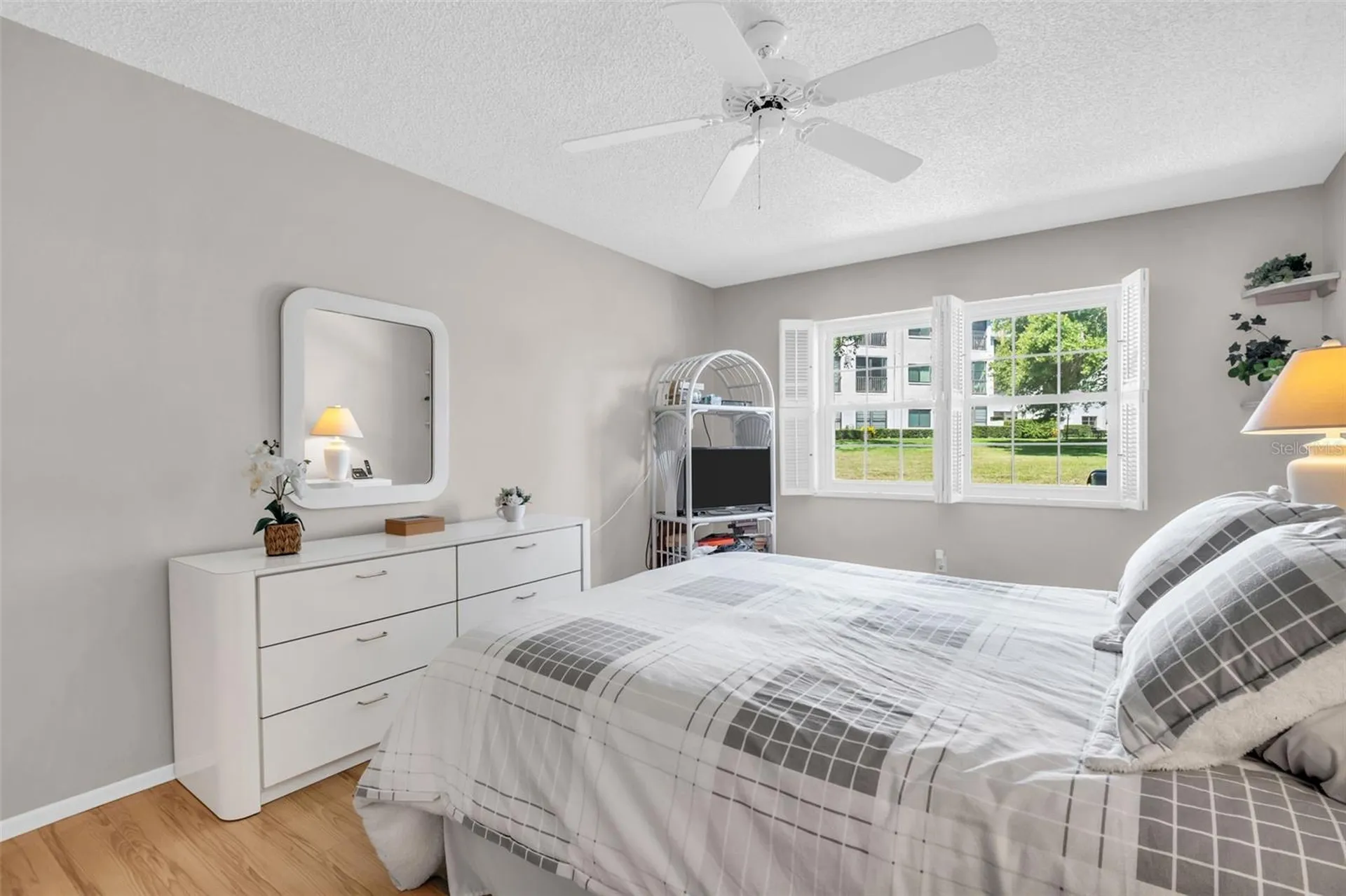 860 Maclaren Drive N Palm Harbor FL 34684