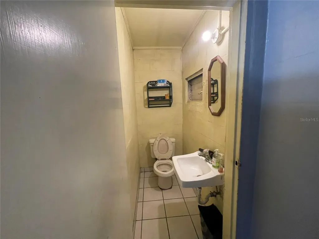 1606 9th Street W Bradenton FL 34205