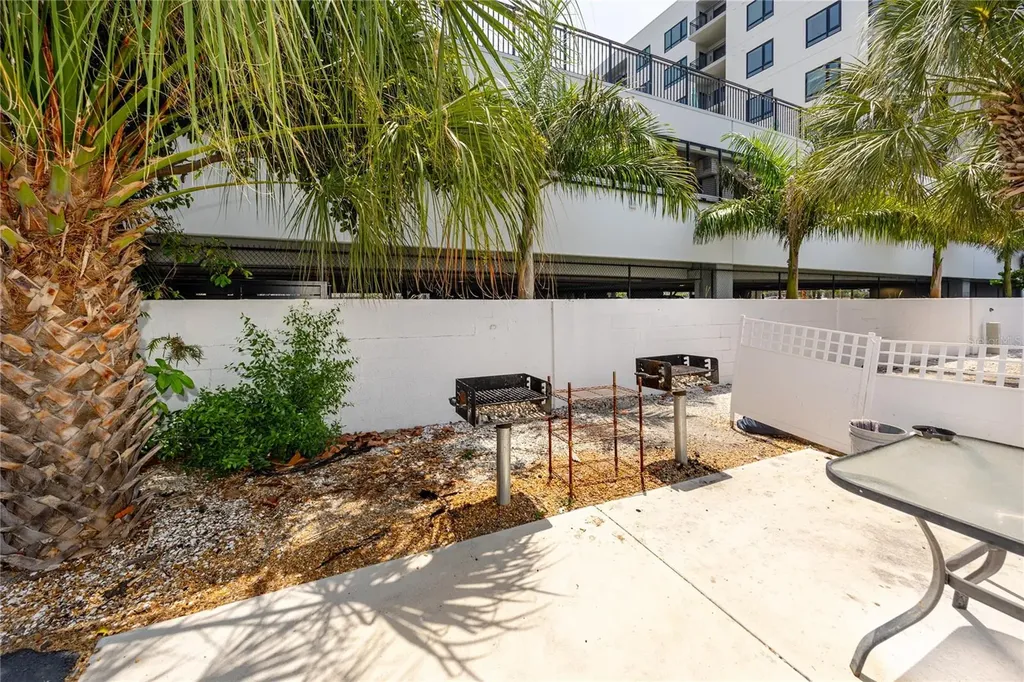 4340 37th Street S St Petersburg FL 33711