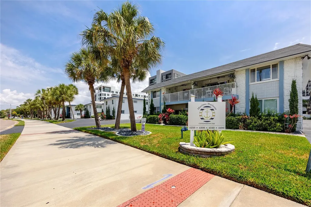 4340 37th Street S St Petersburg FL 33711
