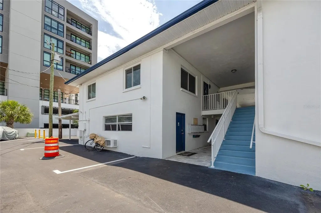 4340 37th Street S St Petersburg FL 33711