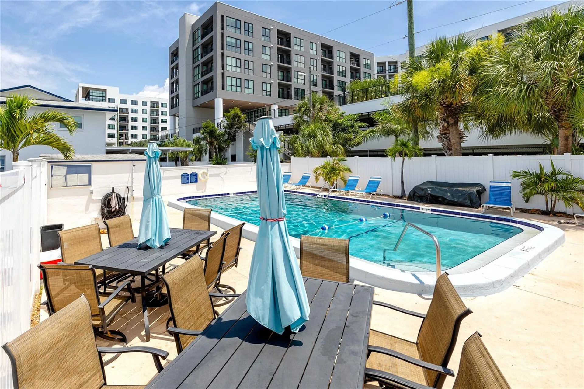4340 37th Street S St Petersburg FL 33711