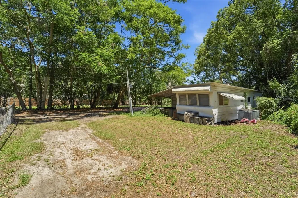 2101 E Grant Avenue Orlando FL 32806