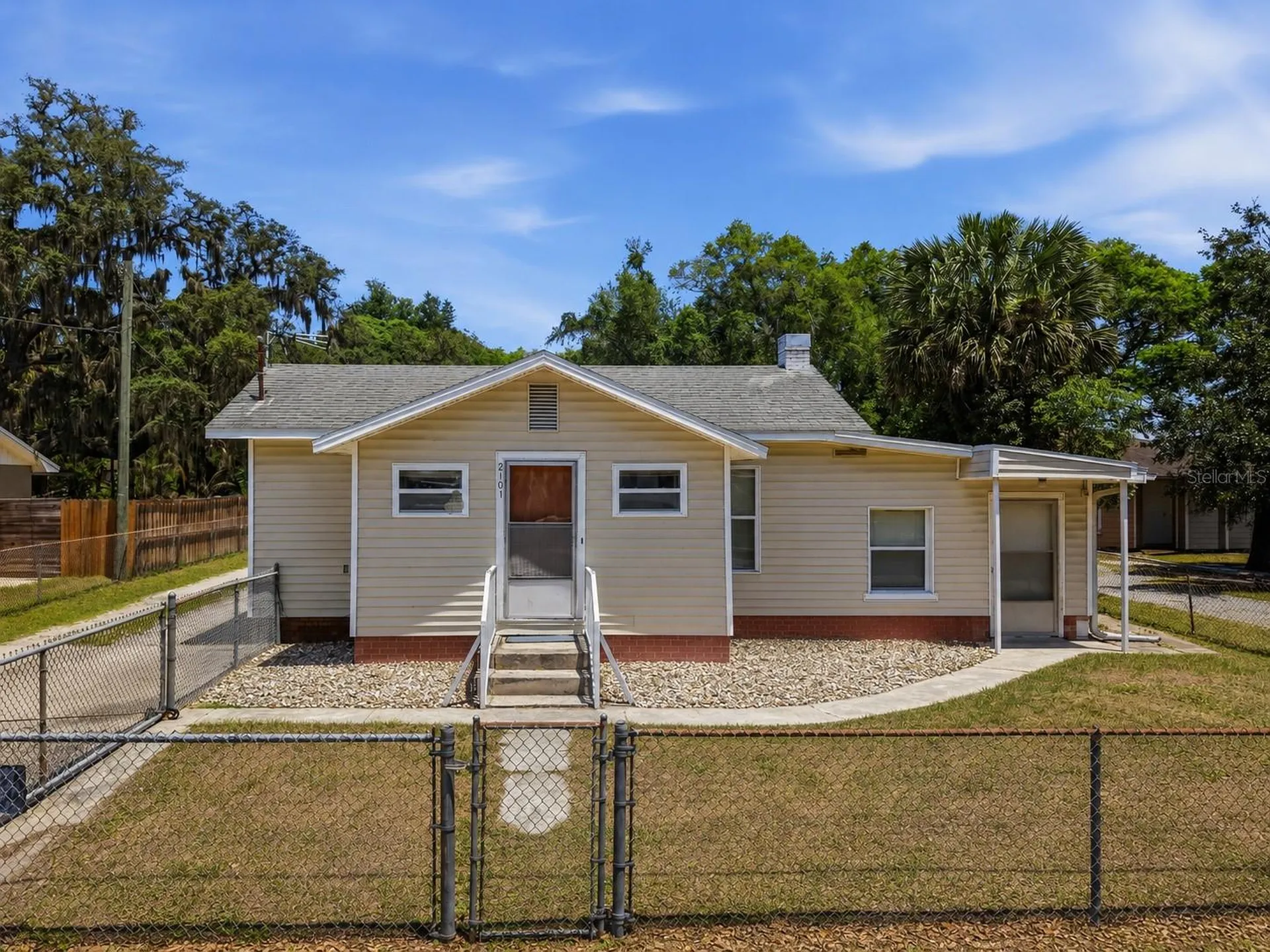 2101 E Grant Avenue Orlando FL 32806
