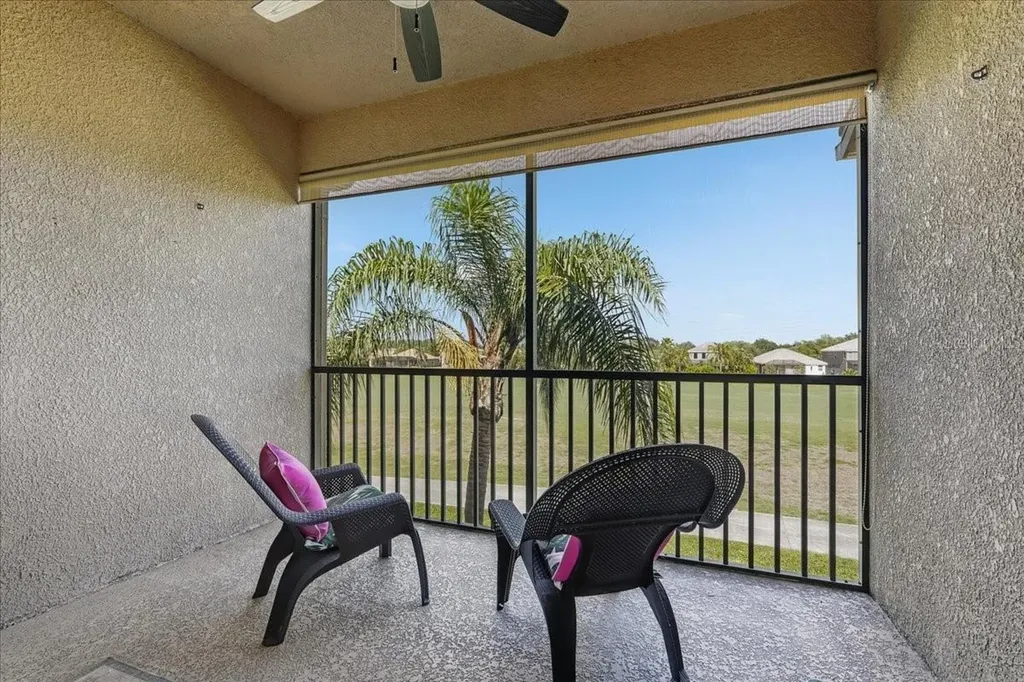 819 Fairwaycove Lane Bradenton FL 34212
