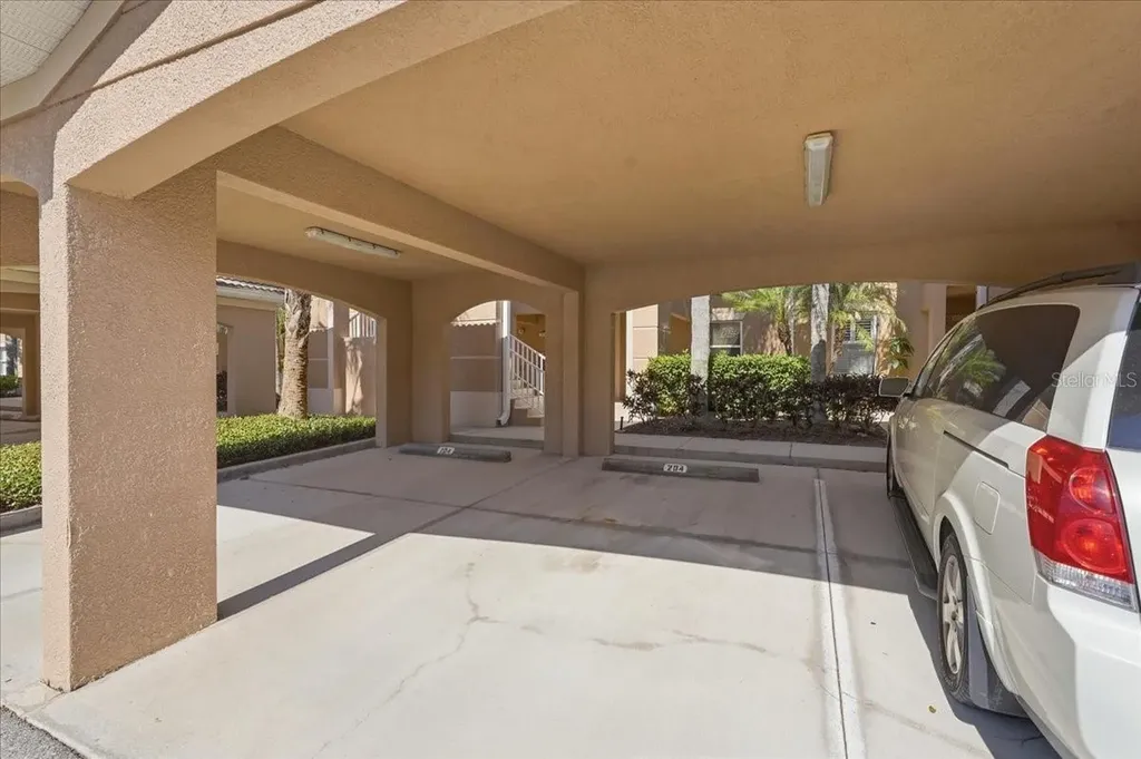 819 Fairwaycove Lane Bradenton FL 34212