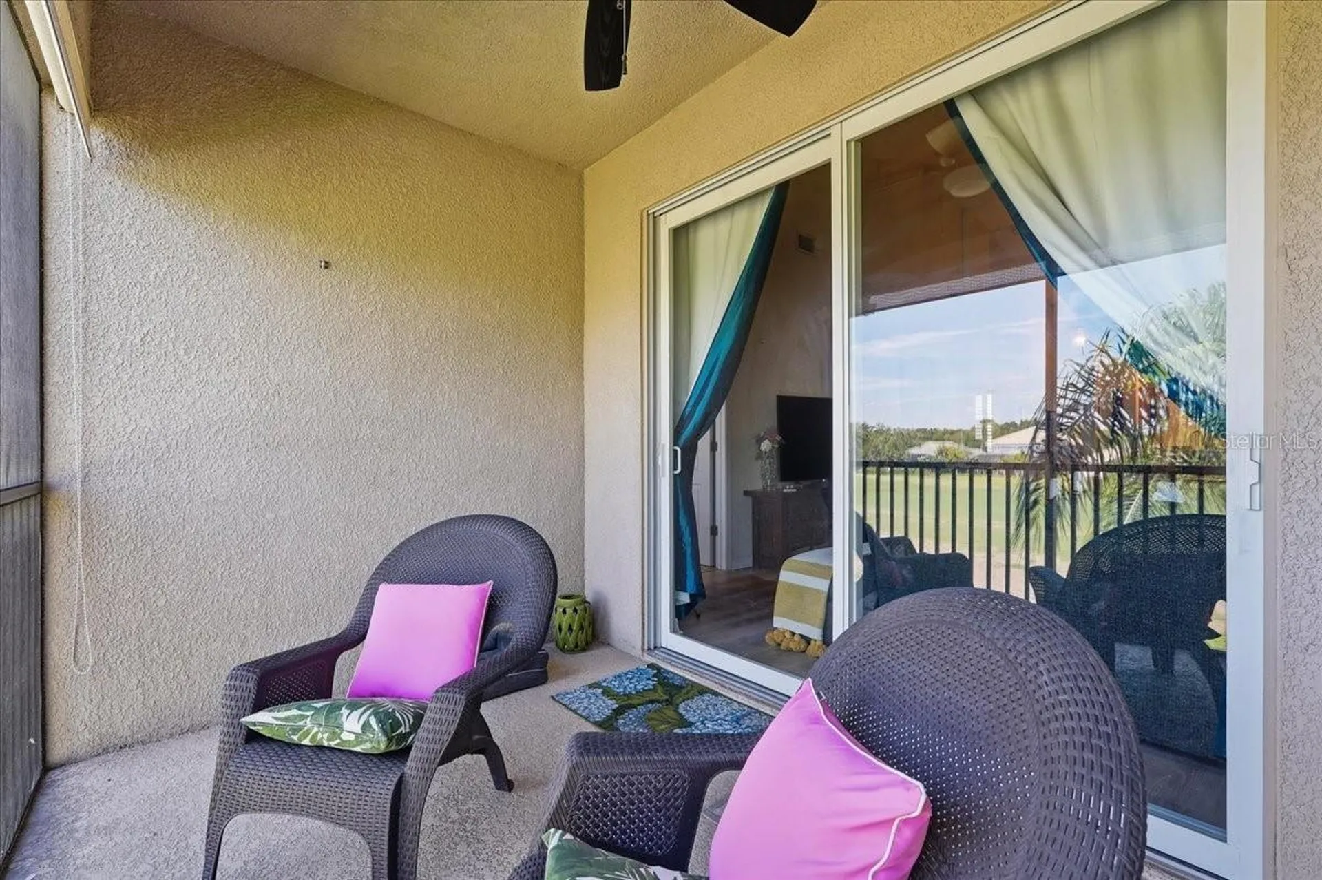 819 Fairwaycove Lane Bradenton FL 34212