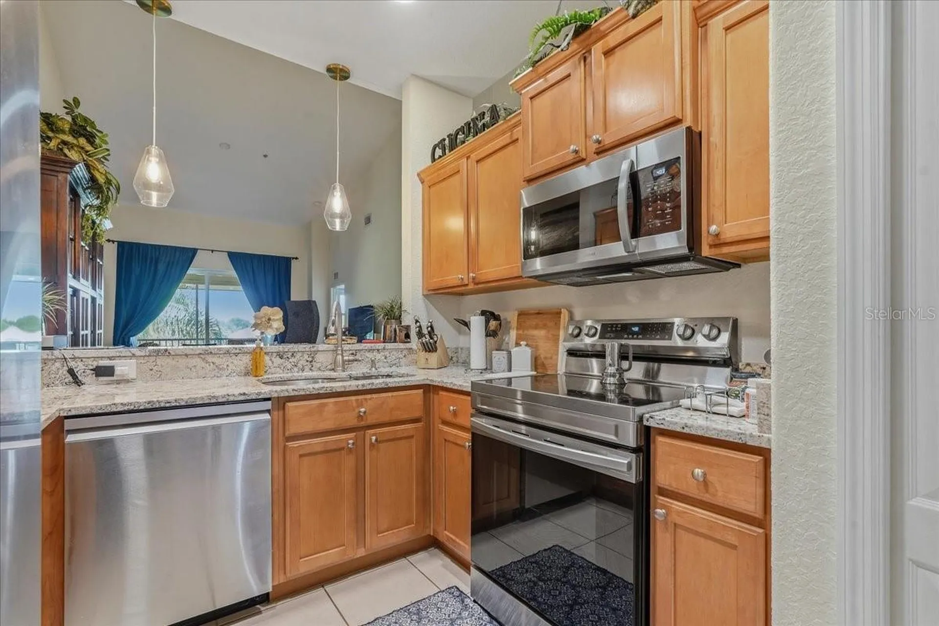 819 Fairwaycove Lane Bradenton FL 34212