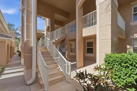 819 Fairwaycove Lane Bradenton FL 34212