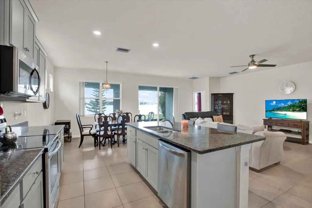 11934 Cross Vine Drive Riverview FL 33579