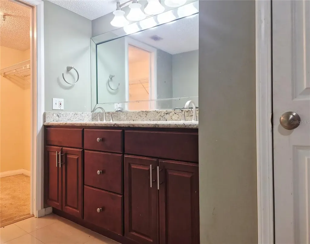 5950 Pelican Bay Plaza S Gulfport FL 33707
