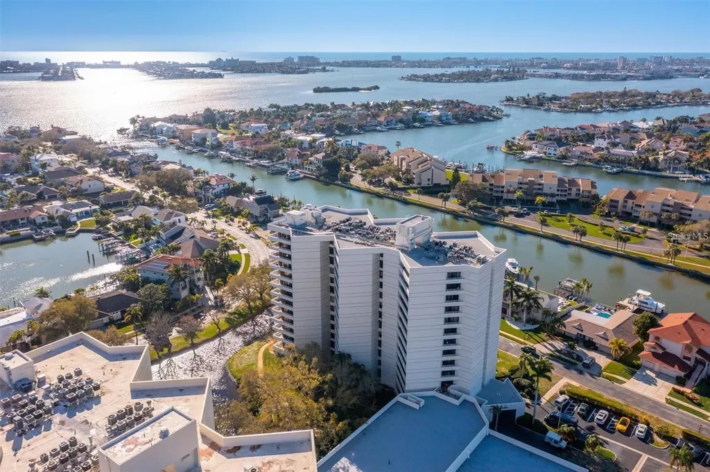 5950 Pelican Bay Plaza S Gulfport FL 33707