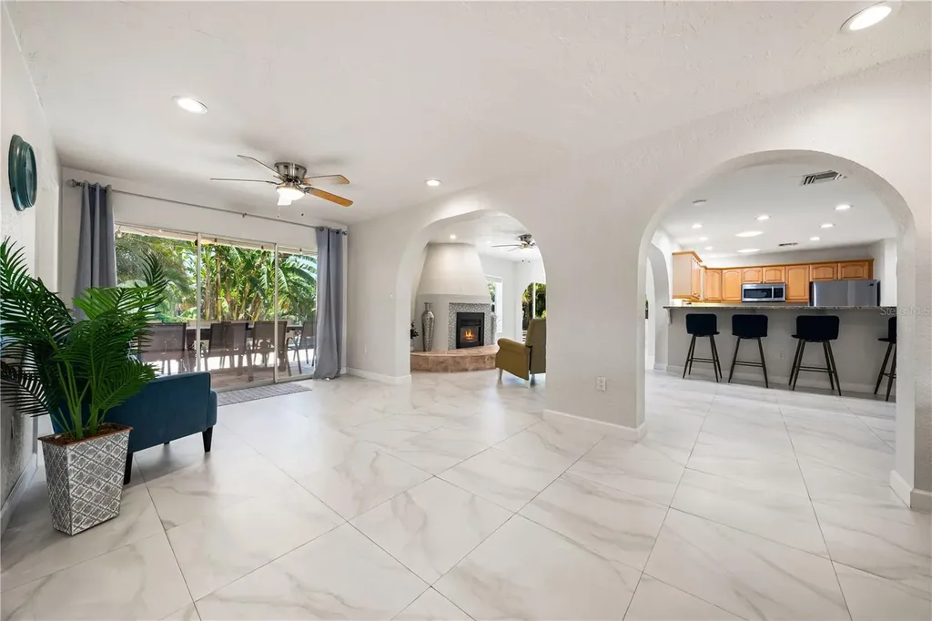 3524 S School Avenue Sarasota FL 34239