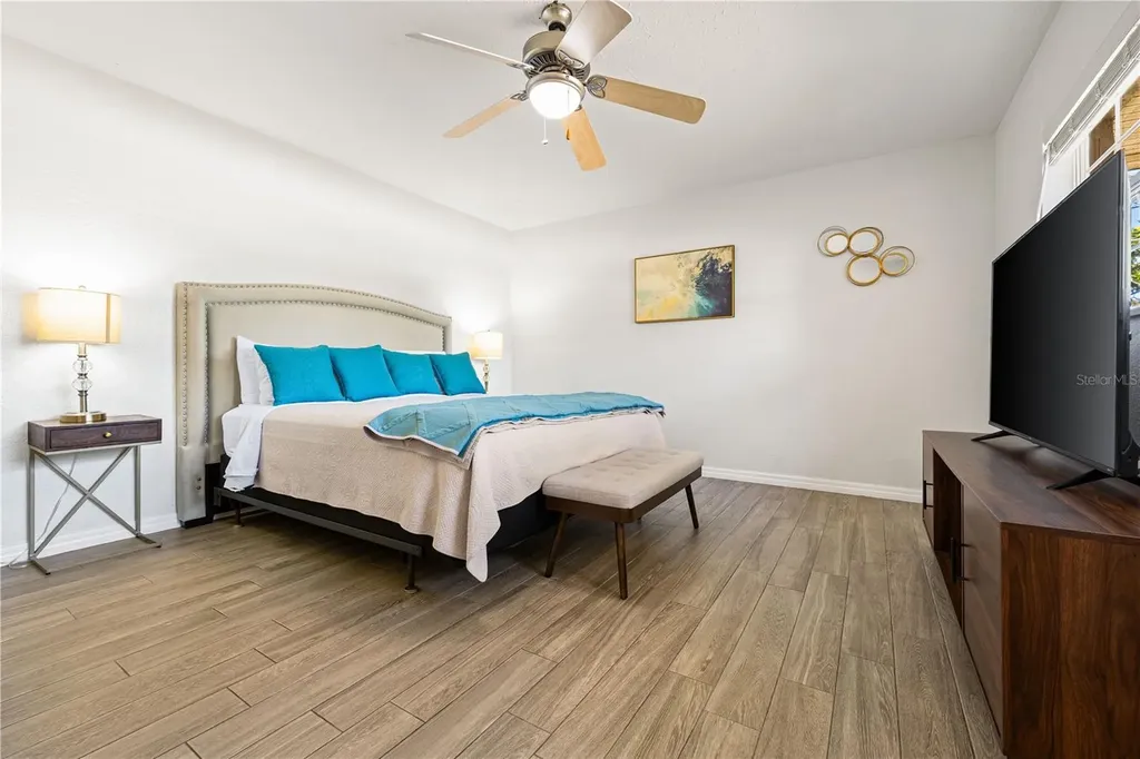 3524 S School Avenue Sarasota FL 34239