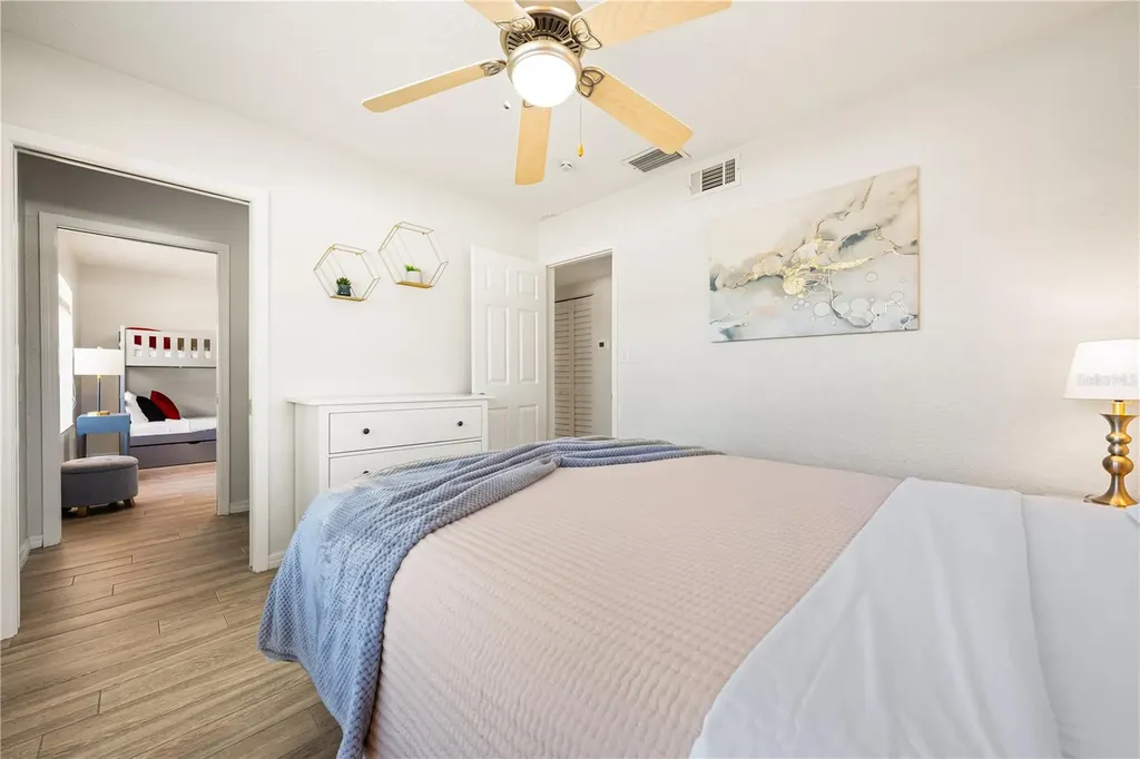 3524 S School Avenue Sarasota FL 34239
