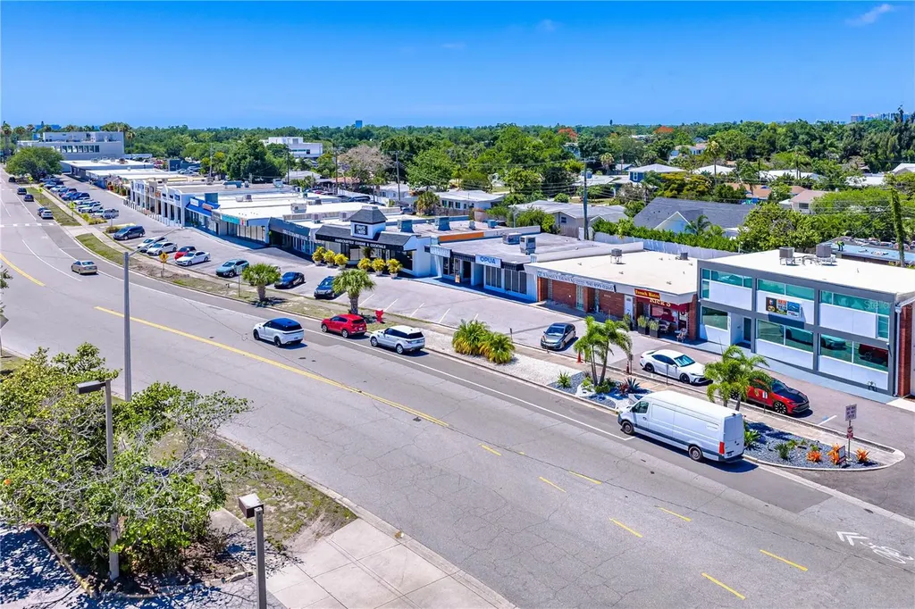 3524 S School Avenue Sarasota FL 34239